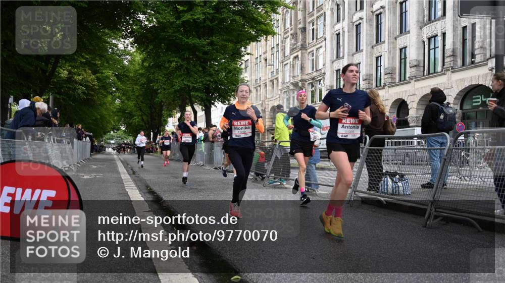 14.06.2026 - REWE Women's Run J. Mangold http://msf.ph/oto/9770070 14.06.2026 09:54:47 Ziel 10154, 10343, 10352, 10526, 11056, 11238, 11266, 11335 meine-sportfotos.de