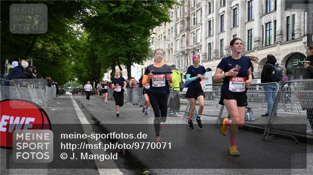 14.06.2026 - REWE Women's Run J. Mangold http://msf.ph/oto/9770071 14.06.2026 09:54:47 Ziel 10154, 10343, 10352, 10526, 11056, 11238, 11266, 11335 meine-sportfotos.de