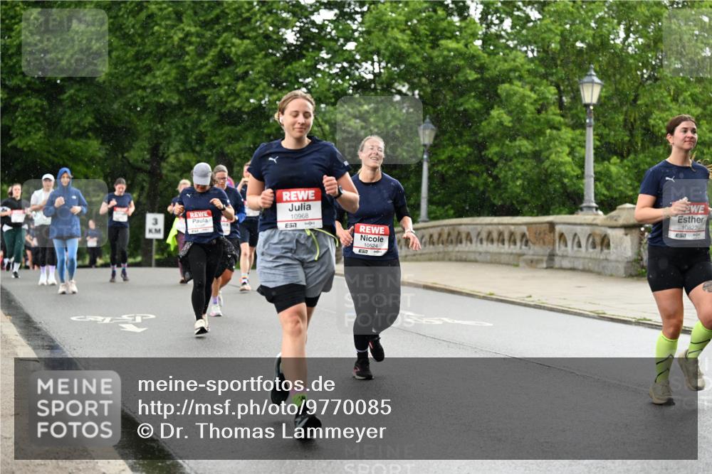 14.06.2026 - REWE Women's Run Dr. Thomas Lammeyer http://msf.ph/oto/9770085 14.06.2026 09:47:15 Laufen 10968, 10524, 10822 meine-sportfotos.de