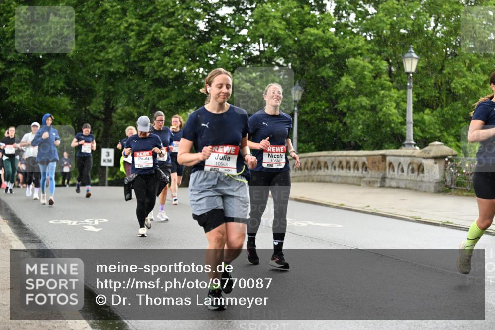 14.06.2026 - REWE Women's Run Dr. Thomas Lammeyer http://msf.ph/oto/9770087 14.06.2026 09:47:16 Laufen 10968, 10524 meine-sportfotos.de