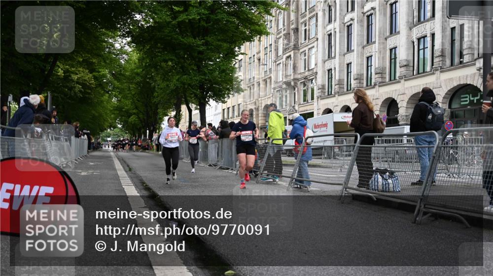 14.06.2026 - REWE Women's Run J. Mangold http://msf.ph/oto/9770091 14.06.2026 09:54:51 Ziel 10154, 10343, 10352, 10526, 10997, 11056, 11238, 11335 meine-sportfotos.de