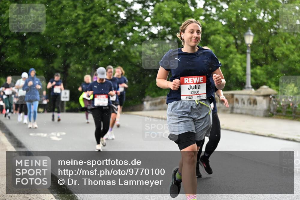 14.06.2026 - REWE Women's Run Dr. Thomas Lammeyer http://msf.ph/oto/9770100 14.06.2026 09:47:16 Laufen 10968 meine-sportfotos.de