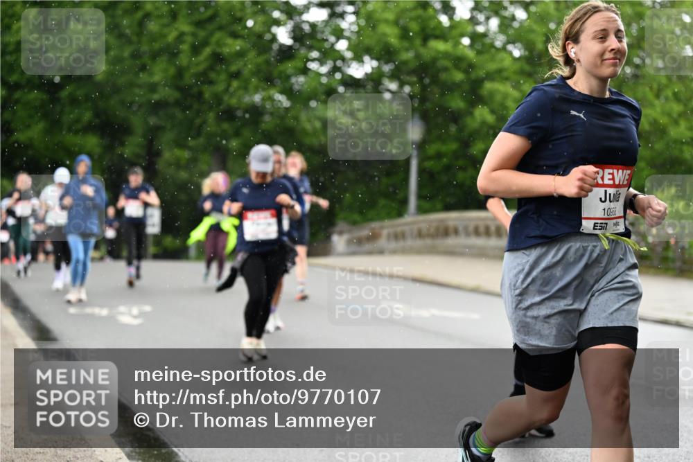 14.06.2026 - REWE Women's Run Dr. Thomas Lammeyer http://msf.ph/oto/9770107 14.06.2026 09:47:17 Laufen 10968, 517 meine-sportfotos.de