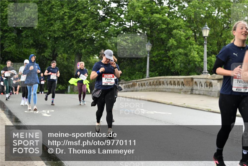14.06.2026 - REWE Women's Run Dr. Thomas Lammeyer http://msf.ph/oto/9770111 14.06.2026 09:47:17 Laufen 10900, 10524 meine-sportfotos.de