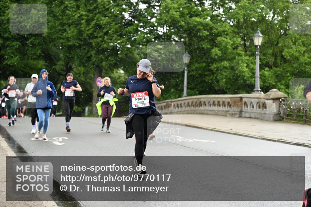 14.06.2026 - REWE Women's Run Dr. Thomas Lammeyer http://msf.ph/oto/9770117 14.06.2026 09:47:17 Laufen 10900, 657 meine-sportfotos.de