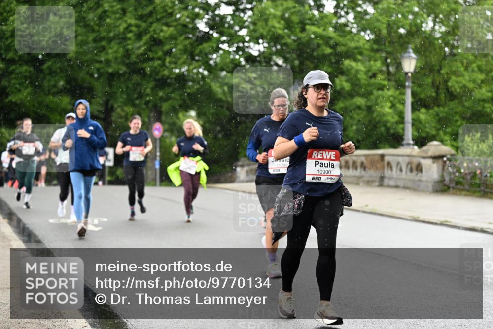 14.06.2026 - REWE Women's Run Dr. Thomas Lammeyer http://msf.ph/oto/9770134 14.06.2026 09:47:18 Laufen 11290, 57, 10900 meine-sportfotos.de