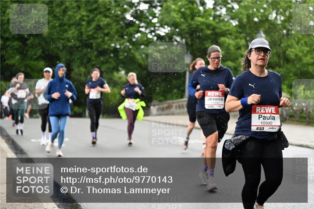 14.06.2026 - REWE Women's Run Dr. Thomas Lammeyer http://msf.ph/oto/9770143 14.06.2026 09:47:19 Laufen 11290, 10900 meine-sportfotos.de