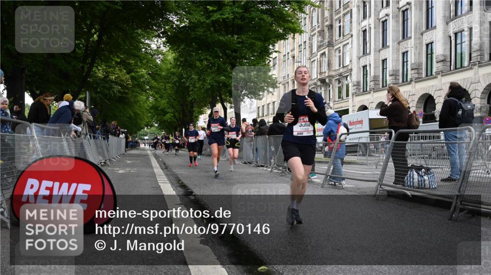14.06.2026 - REWE Women's Run J. Mangold http://msf.ph/oto/9770146 14.06.2026 09:55:10 Ziel 10150, 10231, 10372, 10598, 10810, 11089, 11300, 11443 meine-sportfotos.de