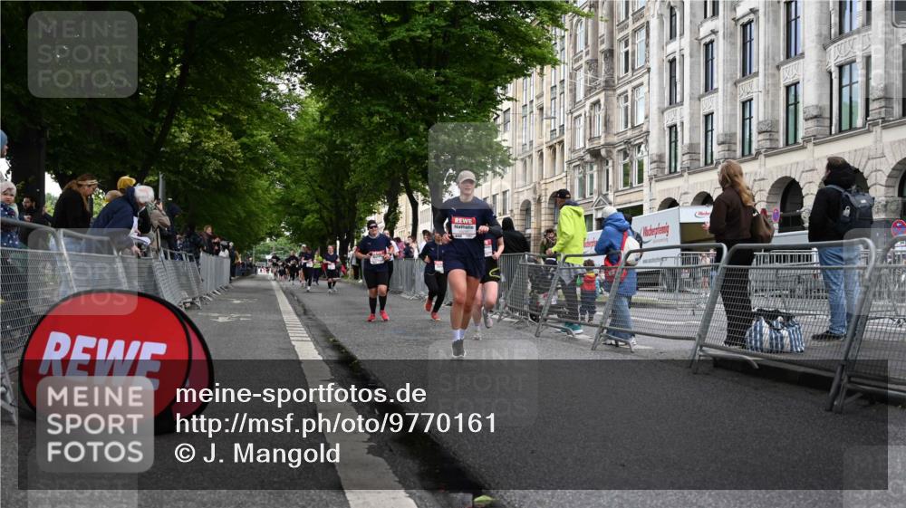 14.06.2026 - REWE Women's Run J. Mangold http://msf.ph/oto/9770161 14.06.2026 09:55:12 Ziel 10150, 10231, 10372, 10496, 10598, 10810, 11089, 11300 meine-sportfotos.de