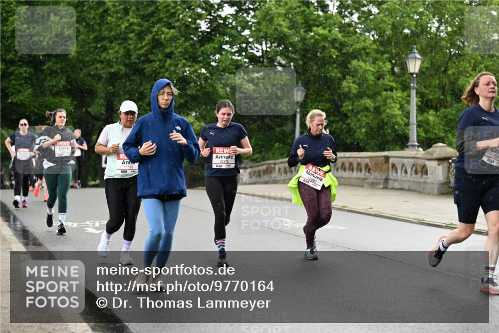 14.06.2026 - REWE Women's Run Dr. Thomas Lammeyer http://msf.ph/oto/9770164 14.06.2026 09:47:20 Laufen 11118, 10375, 10980, 4444, 104 meine-sportfotos.de