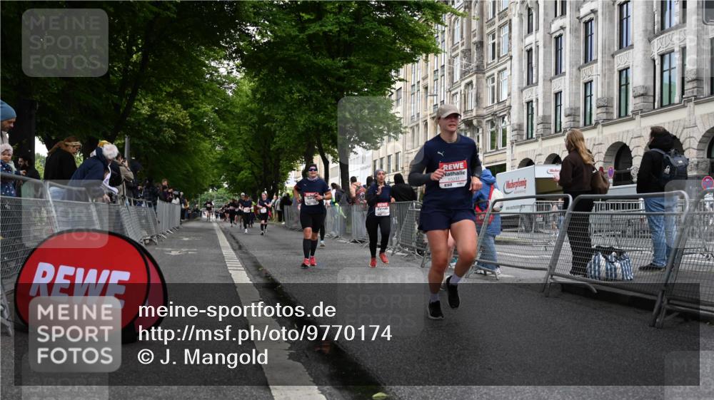 14.06.2026 - REWE Women's Run J. Mangold http://msf.ph/oto/9770174 14.06.2026 09:55:13 Ziel 10150, 10231, 10372, 10496, 10810, 11089, 11300, 11454 meine-sportfotos.de