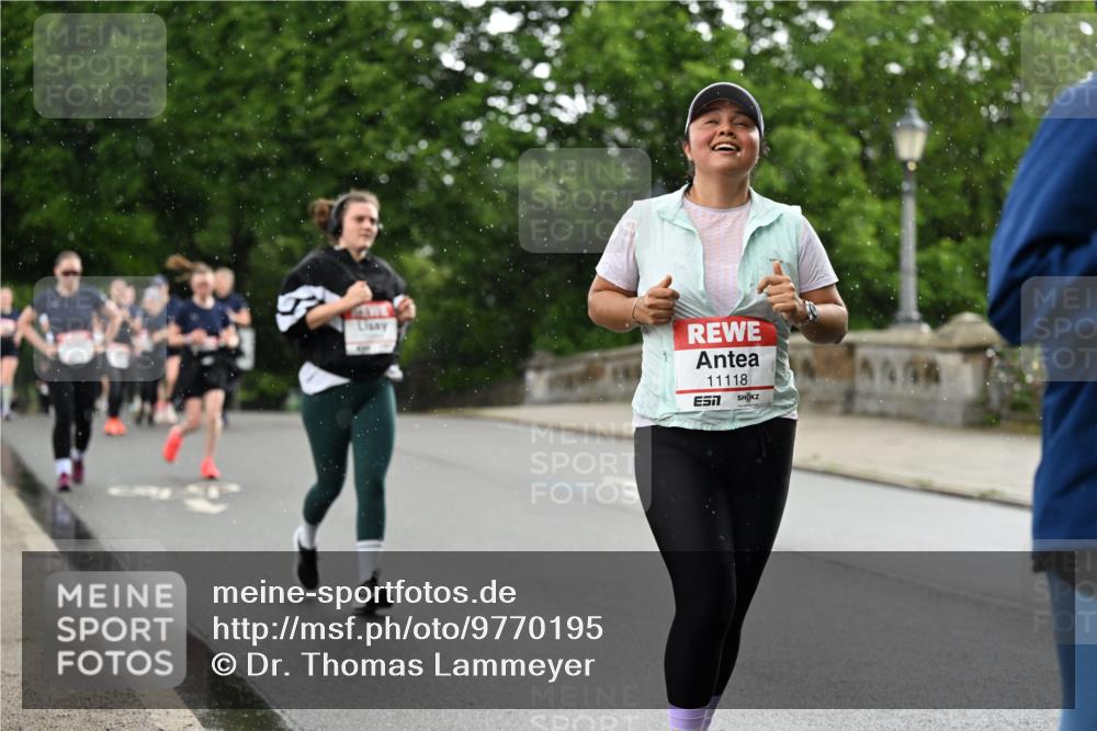 14.06.2026 - REWE Women's Run Dr. Thomas Lammeyer http://msf.ph/oto/9770195 14.06.2026 09:47:22 Laufen 11118, 7 meine-sportfotos.de