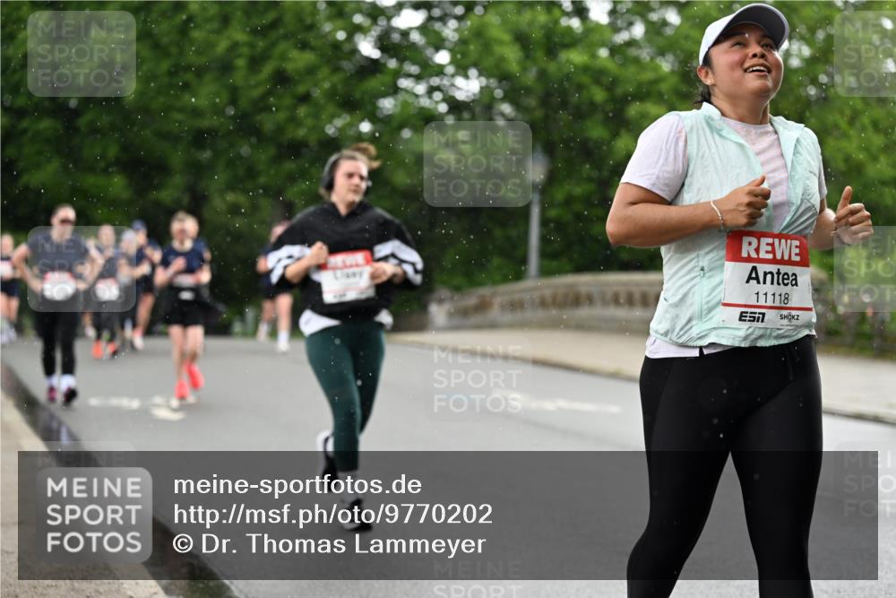 14.06.2026 - REWE Women's Run Dr. Thomas Lammeyer http://msf.ph/oto/9770202 14.06.2026 09:47:23 Laufen 11118 meine-sportfotos.de