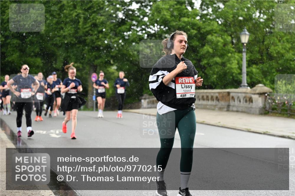 14.06.2026 - REWE Women's Run Dr. Thomas Lammeyer http://msf.ph/oto/9770215 14.06.2026 09:47:24 Laufen 10988, 7, 144 meine-sportfotos.de