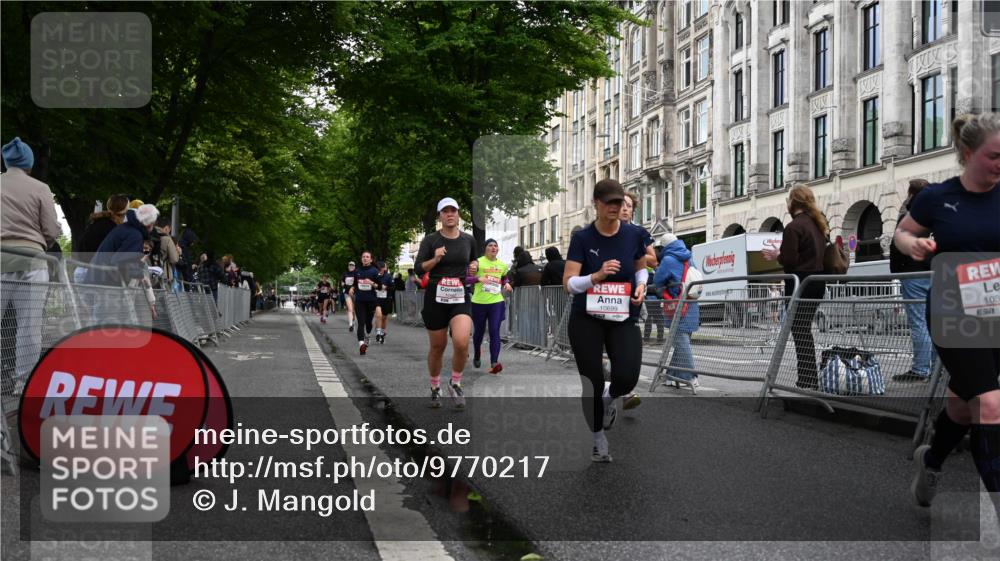14.06.2026 - REWE Women's Run J. Mangold http://msf.ph/oto/9770217 14.06.2026 09:55:21 Ziel 10104, 10119, 10129, 10358, 10364, 10496, 10600, 10662, 10687, 10699, 10927, 11454 meine-sportfotos.de