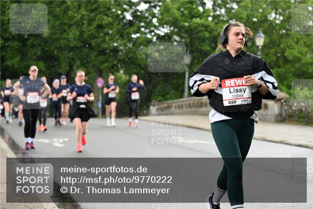 14.06.2026 - REWE Women's Run Dr. Thomas Lammeyer http://msf.ph/oto/9770222 14.06.2026 09:47:24 Laufen 10988, 7, 10988, 7, 10988, 7 meine-sportfotos.de