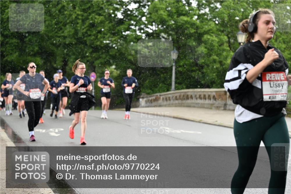 14.06.2026 - REWE Women's Run Dr. Thomas Lammeyer http://msf.ph/oto/9770224 14.06.2026 09:47:25 Laufen 10988, 7 meine-sportfotos.de