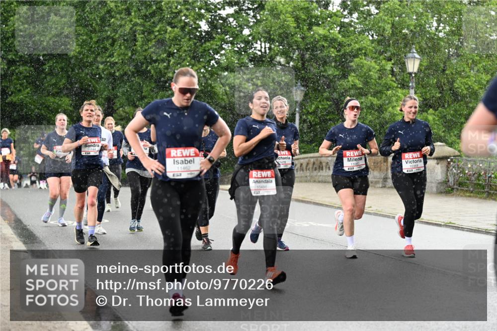 14.06.2026 - REWE Women's Run Dr. Thomas Lammeyer http://msf.ph/oto/9770226 14.06.2026 09:47:28 Laufen 11462, 837, 10486, 1478, 11080, 51, 10368 meine-sportfotos.de