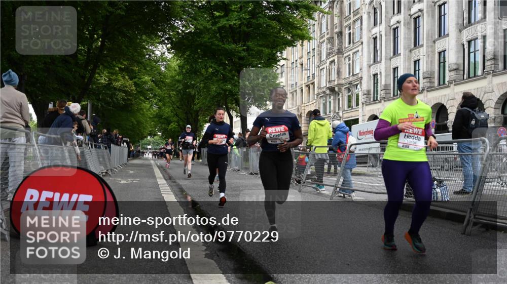 14.06.2026 - REWE Women's Run J. Mangold http://msf.ph/oto/9770229 14.06.2026 09:55:24 Ziel 10104, 10119, 10129, 10358, 10364, 10600, 10662, 10687, 10699, 10927 meine-sportfotos.de