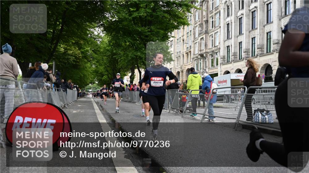 14.06.2026 - REWE Women's Run J. Mangold http://msf.ph/oto/9770236 14.06.2026 09:55:25 Ziel 10104, 10119, 10129, 10358, 10364, 10600, 10662, 10687, 10699, 10927 meine-sportfotos.de