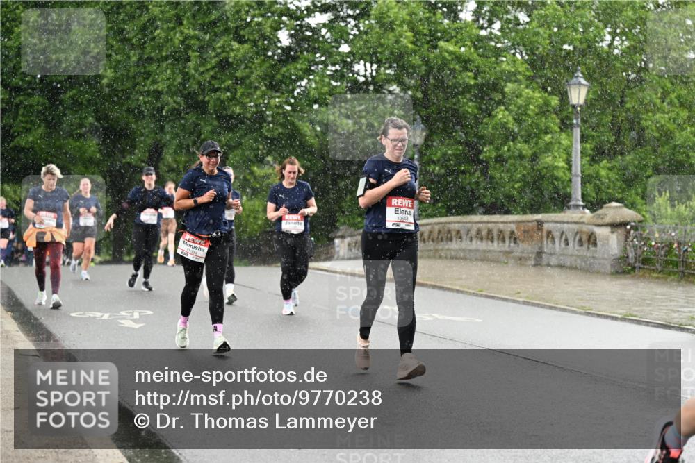 14.06.2026 - REWE Women's Run Dr. Thomas Lammeyer http://msf.ph/oto/9770238 14.06.2026 09:47:35 Laufen 11034, 10544 meine-sportfotos.de