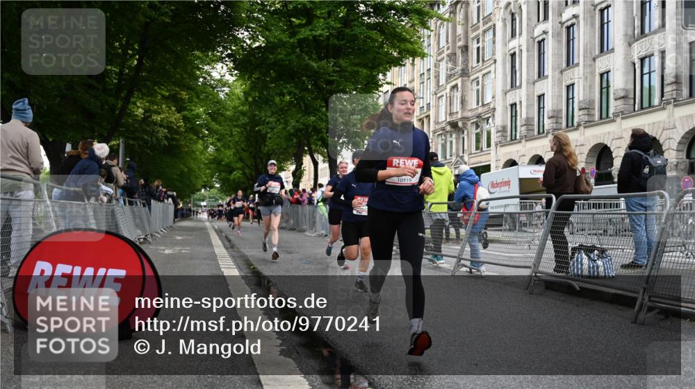 14.06.2026 - REWE Women's Run J. Mangold http://msf.ph/oto/9770241 14.06.2026 09:55:25 Ziel 10104, 10119, 10129, 10358, 10364, 10600, 10662, 10687, 10699, 10927 meine-sportfotos.de