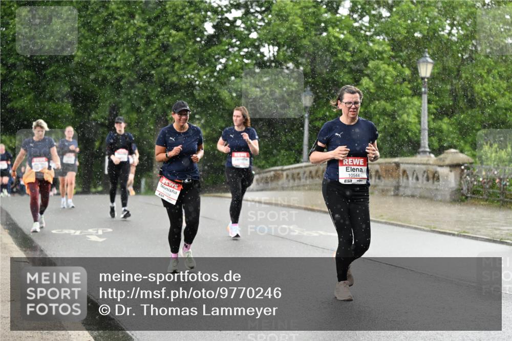 14.06.2026 - REWE Women's Run Dr. Thomas Lammeyer http://msf.ph/oto/9770246 14.06.2026 09:47:36 Laufen 44, 46, 10544, 7, 46 meine-sportfotos.de