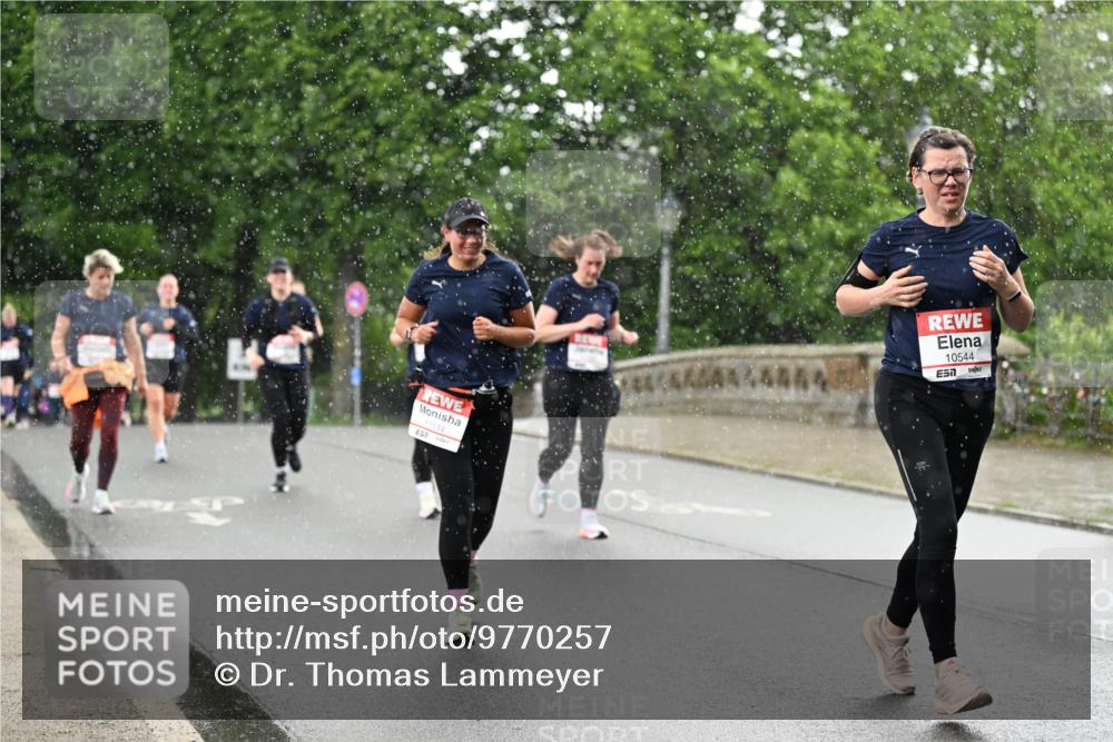 14.06.2026 - REWE Women's Run Dr. Thomas Lammeyer http://msf.ph/oto/9770257 14.06.2026 09:47:36 Laufen 11034, 10544, 57 meine-sportfotos.de