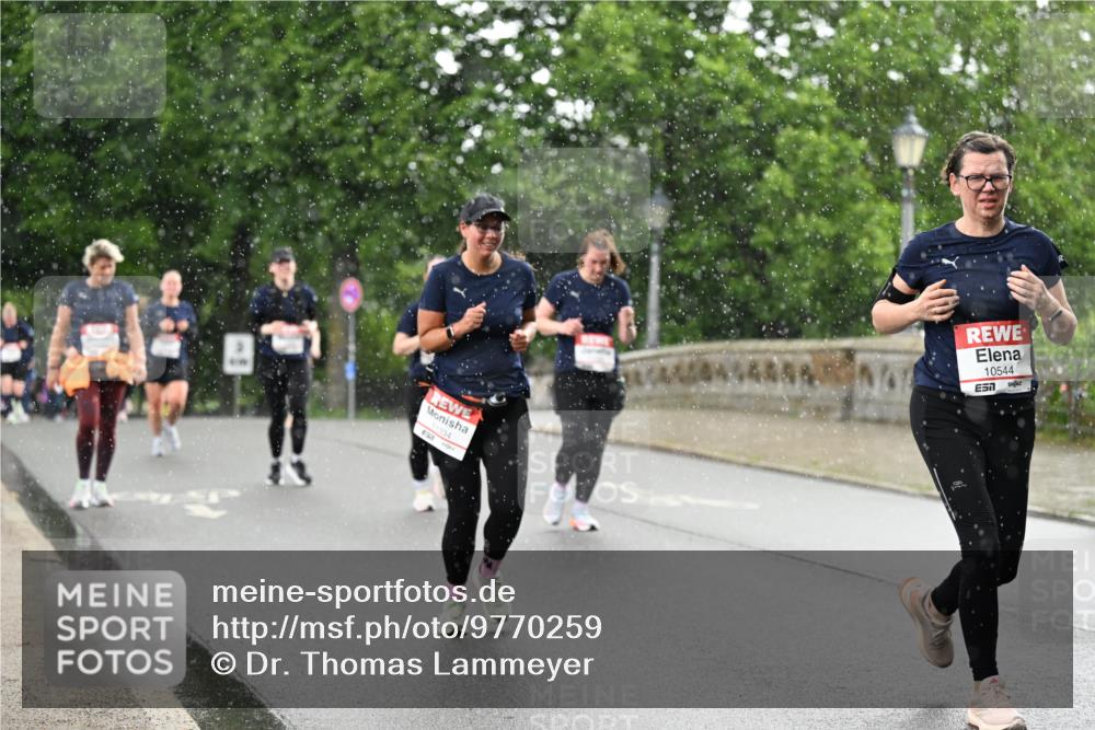 14.06.2026 - REWE Women's Run Dr. Thomas Lammeyer http://msf.ph/oto/9770259 14.06.2026 09:47:37 Laufen 9, 10544 meine-sportfotos.de