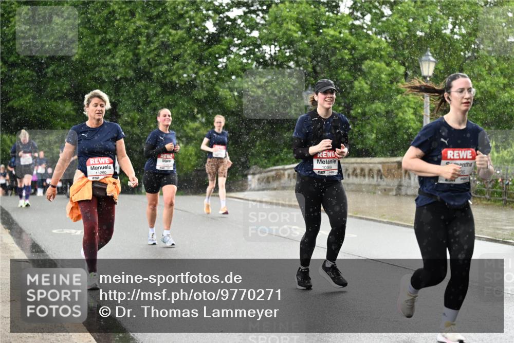14.06.2026 - REWE Women's Run Dr. Thomas Lammeyer http://msf.ph/oto/9770271 14.06.2026 09:47:40 Laufen 11250, 10959, 26 meine-sportfotos.de