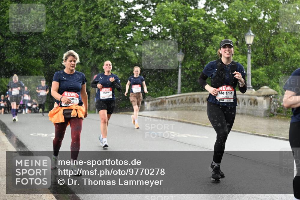 14.06.2026 - REWE Women's Run Dr. Thomas Lammeyer http://msf.ph/oto/9770278 14.06.2026 09:47:40 Laufen 50, 10959 meine-sportfotos.de