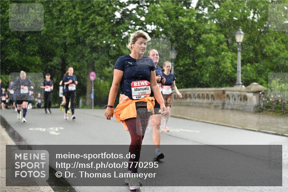 14.06.2026 - REWE Women's Run Dr. Thomas Lammeyer http://msf.ph/oto/9770295 14.06.2026 09:47:41 Laufen 11250, 7 meine-sportfotos.de