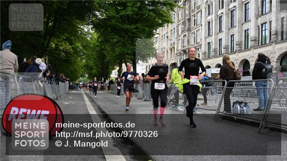 14.06.2026 - REWE Women's Run J. Mangold http://msf.ph/oto/9770326 14.06.2026 09:55:47 Ziel 10089, 10387, 10561, 11313 meine-sportfotos.de