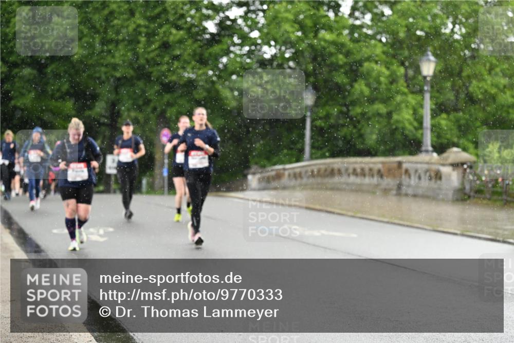 14.06.2026 - REWE Women's Run Dr. Thomas Lammeyer http://msf.ph/oto/9770333 14.06.2026 09:47:44 Laufen  meine-sportfotos.de
