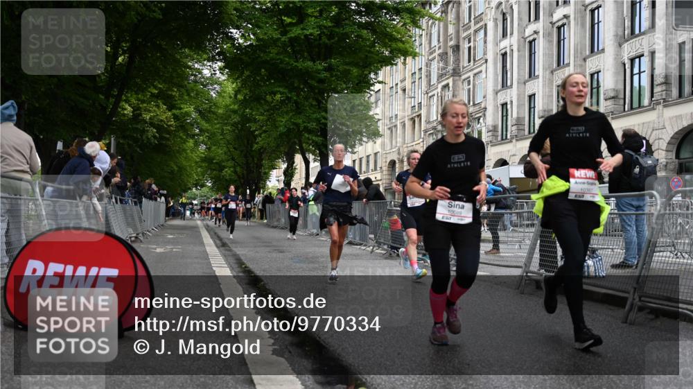 14.06.2026 - REWE Women's Run J. Mangold http://msf.ph/oto/9770334 14.06.2026 09:55:47 Ziel 10089, 10387, 10561, 11313 meine-sportfotos.de