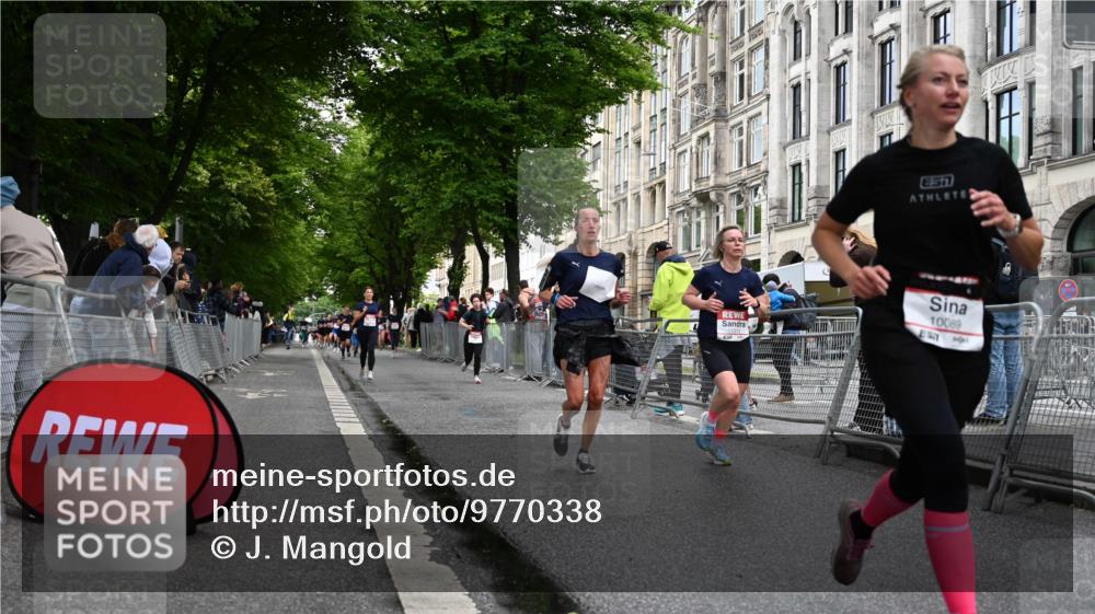 14.06.2026 - REWE Women's Run J. Mangold http://msf.ph/oto/9770338 14.06.2026 09:55:48 Ziel 10089, 10211, 10387, 10451, 10561, 11313 meine-sportfotos.de