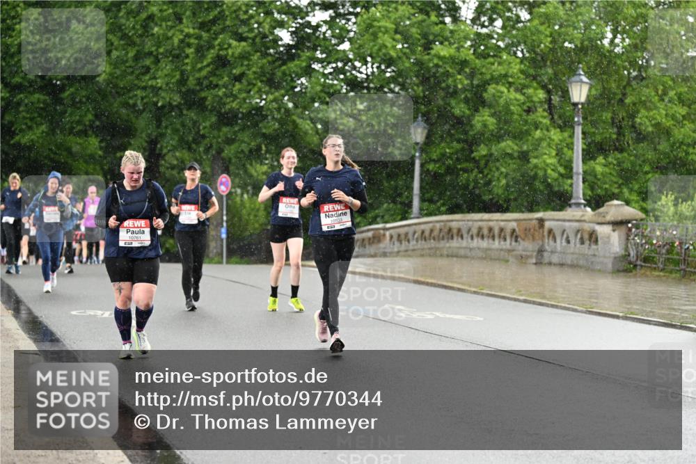 14.06.2026 - REWE Women's Run Dr. Thomas Lammeyer http://msf.ph/oto/9770344 14.06.2026 09:47:45 Laufen 10761, 10533 meine-sportfotos.de