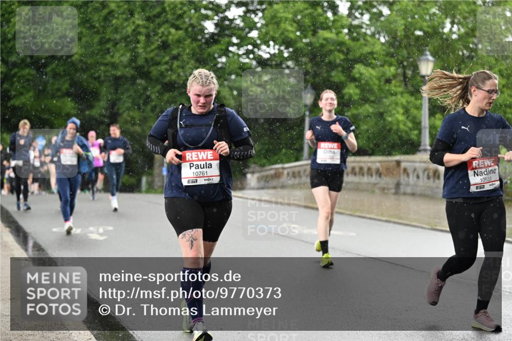 14.06.2026 - REWE Women's Run Dr. Thomas Lammeyer http://msf.ph/oto/9770373 14.06.2026 09:47:47 Laufen 10761, 7, 10533, 517 meine-sportfotos.de
