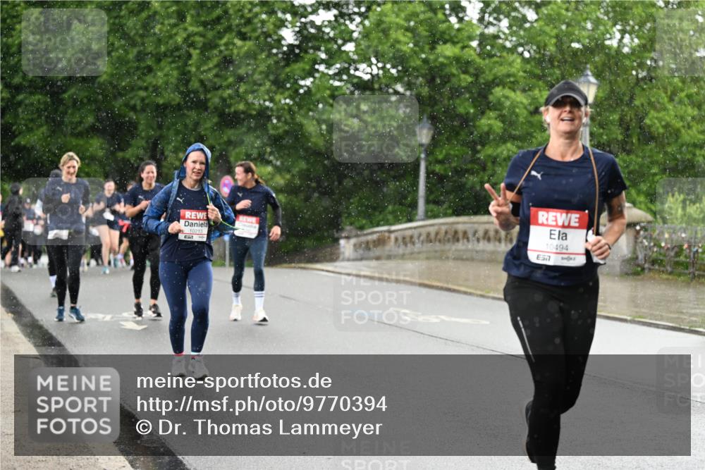 14.06.2026 - REWE Women's Run Dr. Thomas Lammeyer http://msf.ph/oto/9770394 14.06.2026 09:47:49 Laufen 10213, 10494, 7 meine-sportfotos.de