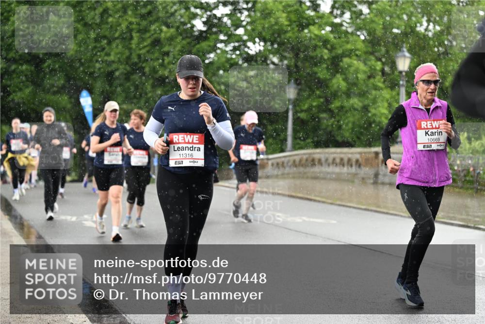 14.06.2026 - REWE Women's Run Dr. Thomas Lammeyer http://msf.ph/oto/9770448 14.06.2026 09:47:54 Laufen 11316, 10669, 7 meine-sportfotos.de