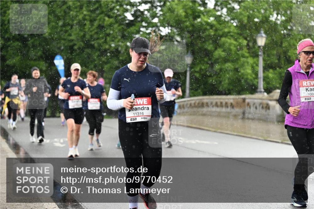 14.06.2026 - REWE Women's Run Dr. Thomas Lammeyer http://msf.ph/oto/9770452 14.06.2026 09:47:54 Laufen 11316, 7, 1066, 57 meine-sportfotos.de