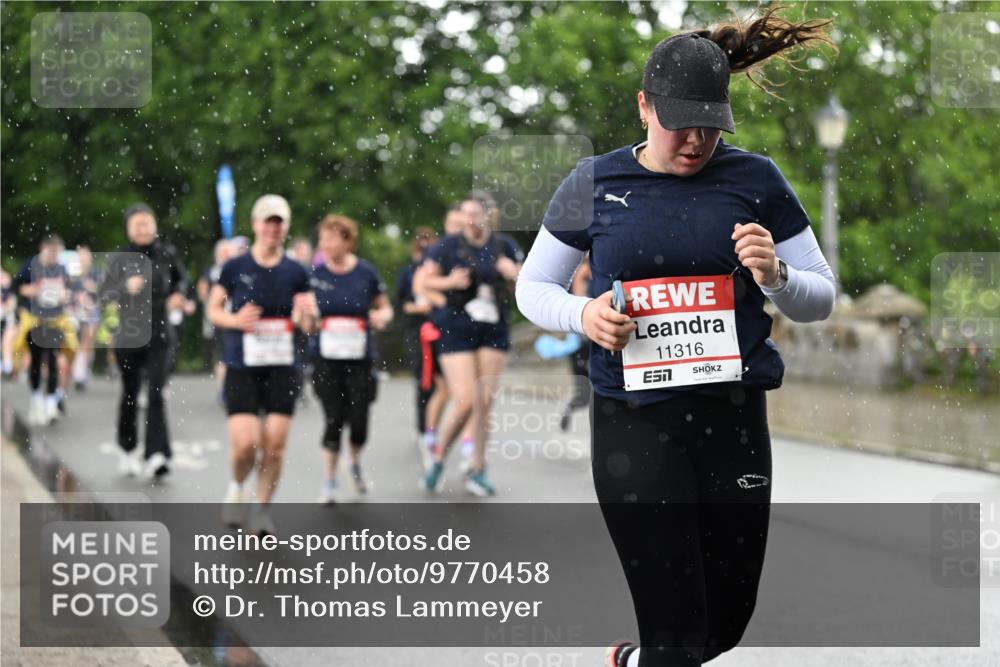 14.06.2026 - REWE Women's Run Dr. Thomas Lammeyer http://msf.ph/oto/9770458 14.06.2026 09:47:55 Laufen 11316 meine-sportfotos.de