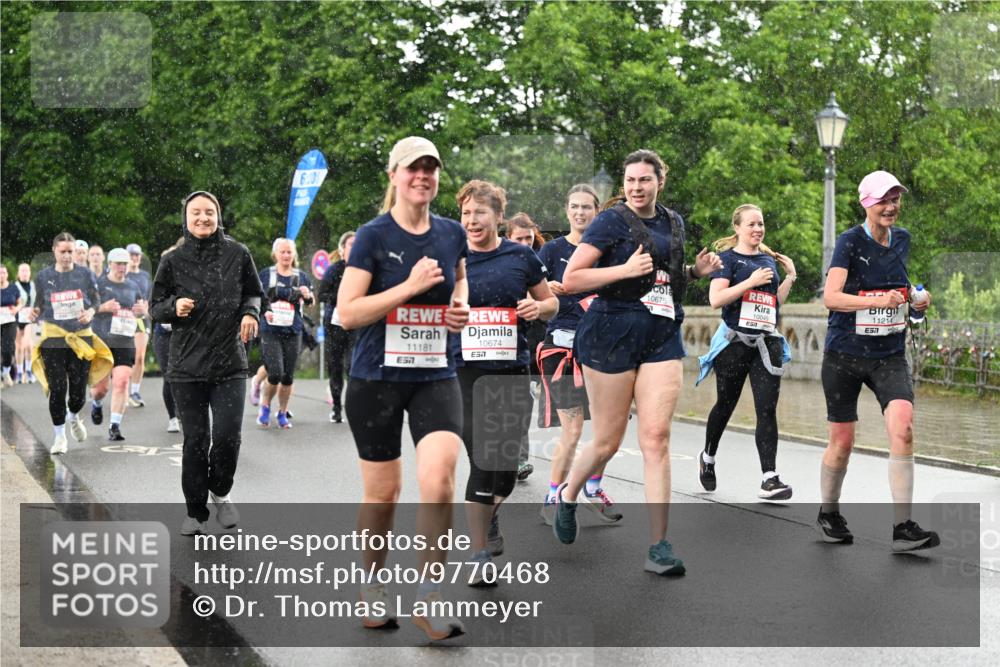 14.06.2026 - REWE Women's Run Dr. Thomas Lammeyer http://msf.ph/oto/9770468 14.06.2026 09:47:56 Laufen 6, 0, 11181, 10674, 57, 7, 10675, 10049, 11214, 7 meine-sportfotos.de