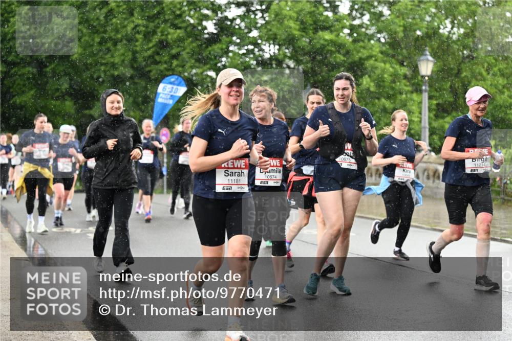 14.06.2026 - REWE Women's Run Dr. Thomas Lammeyer http://msf.ph/oto/9770471 14.06.2026 09:47:56 Laufen 6, 30, 11181, 10674, 7, 10675, 1004, 1121, 7 meine-sportfotos.de