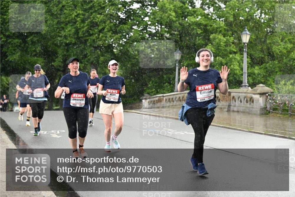 14.06.2026 - REWE Women's Run Dr. Thomas Lammeyer http://msf.ph/oto/9770503 14.06.2026 09:48:07 Laufen 11264, 10113, 57, 11112, 7 meine-sportfotos.de