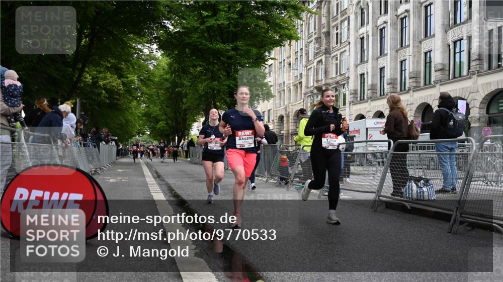 14.06.2026 - REWE Women's Run J. Mangold http://msf.ph/oto/9770533 14.06.2026 09:56:12 Ziel 10098, 10112, 10234, 10265, 10304, 10682, 10736, 10845, 11399, 11428, 11515 meine-sportfotos.de