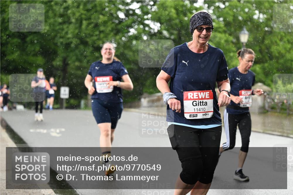 14.06.2026 - REWE Women's Run Dr. Thomas Lammeyer http://msf.ph/oto/9770549 14.06.2026 09:48:11 Laufen 11410 meine-sportfotos.de