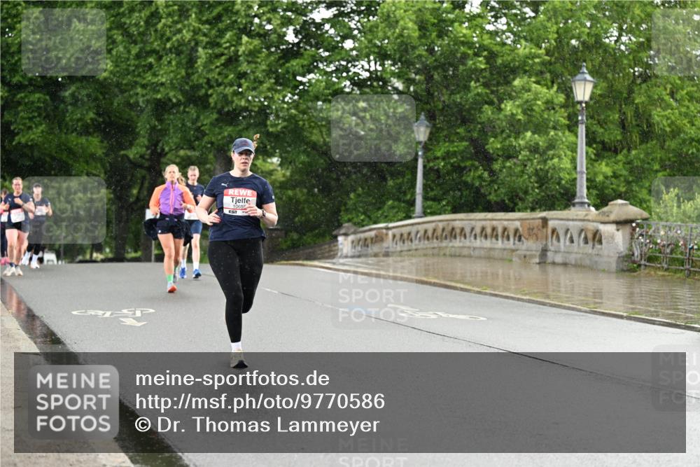 14.06.2026 - REWE Women's Run Dr. Thomas Lammeyer http://msf.ph/oto/9770586 14.06.2026 09:48:15 Laufen 10655 meine-sportfotos.de