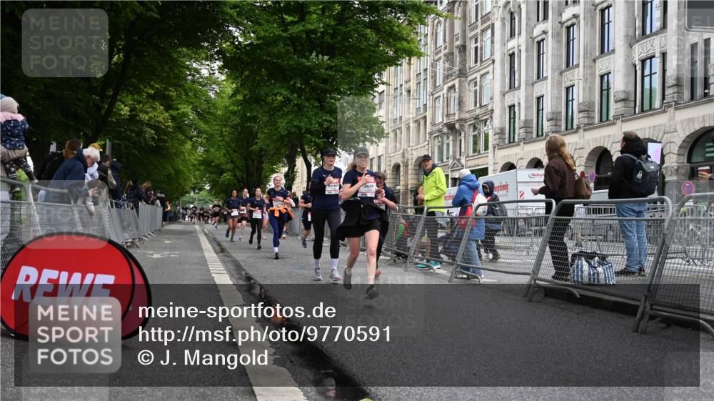 14.06.2026 - REWE Women's Run J. Mangold http://msf.ph/oto/9770591 14.06.2026 09:56:22 Ziel 10018, 10156, 10399, 10547, 11007, 11415, 11516 meine-sportfotos.de