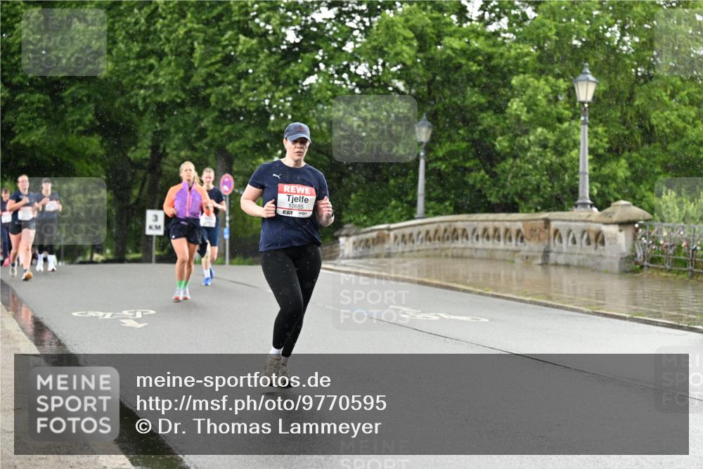 14.06.2026 - REWE Women's Run Dr. Thomas Lammeyer http://msf.ph/oto/9770595 14.06.2026 09:48:15 Laufen 10655 meine-sportfotos.de